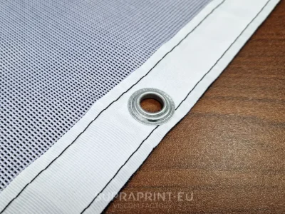 przewiewne banery z materiału heavy mesh oczkowane
