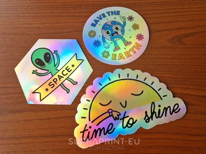 naklejki holograficzne hologram nalepki pryzmatyczne druk cyfrowy naklejek